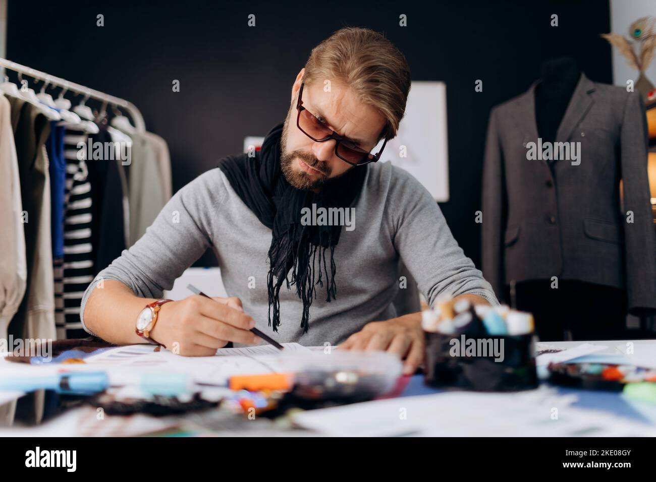Tailoring drawing hires stock photography and images Alamy