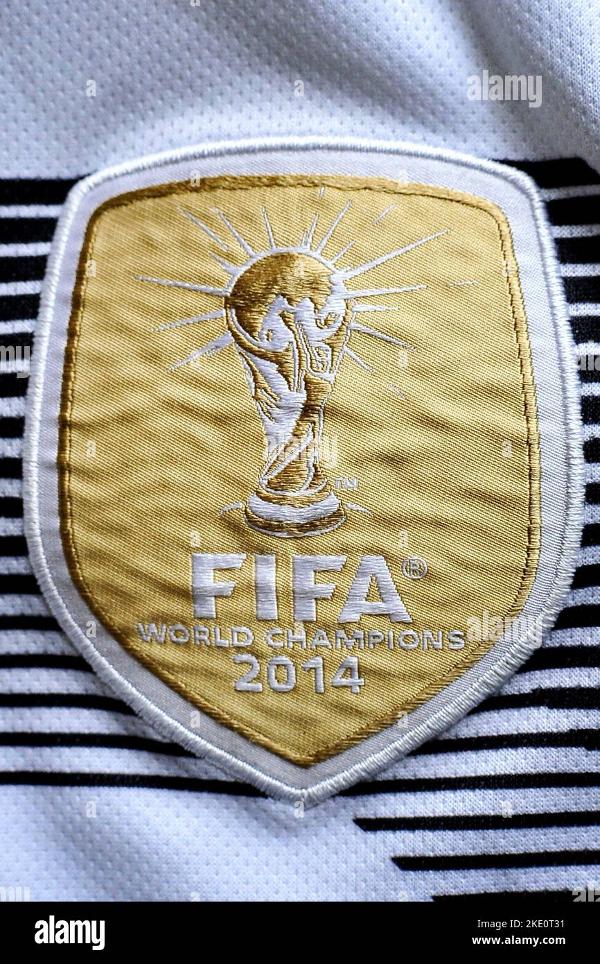 ITALIA FIFA WORLD CUP SOCCER FOOTBALL OFFICIAL LOGO PATCH CREST BADGE ITALY  ITALIAN TEAM NEW