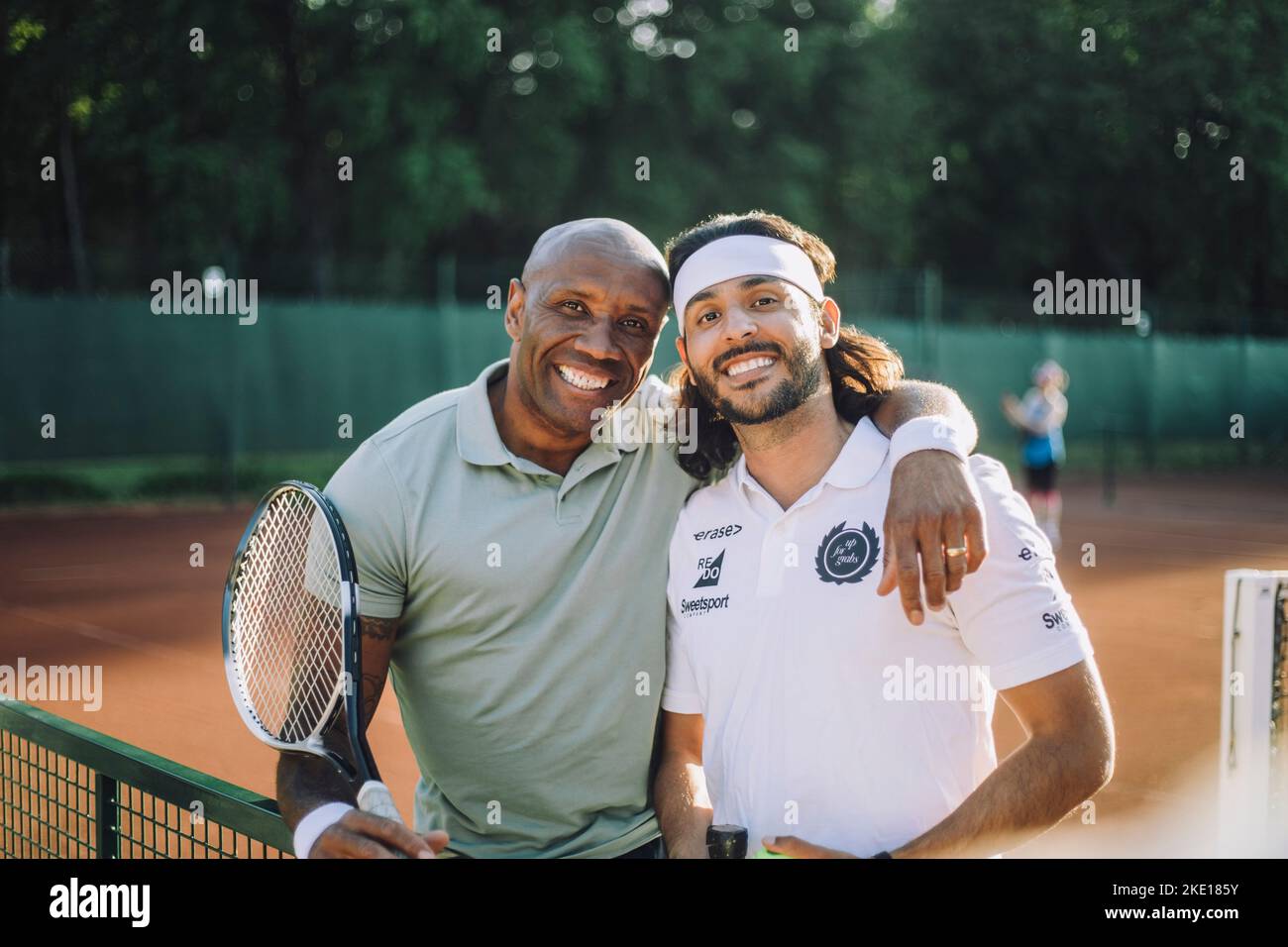 Court headband smiling tennis hi-res stock photography and images - Alamy
