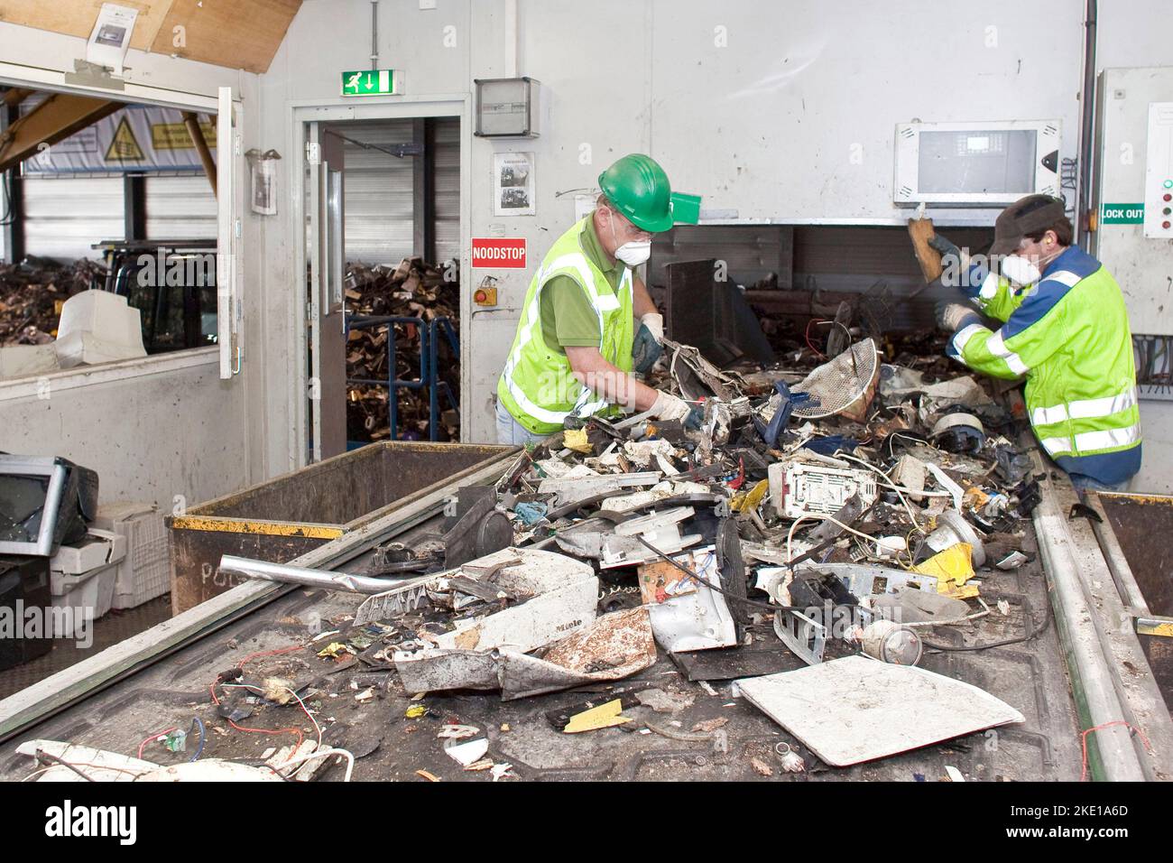 E waste recycling bij Sims in Eindhoven. Netherlands.vvbvanbree