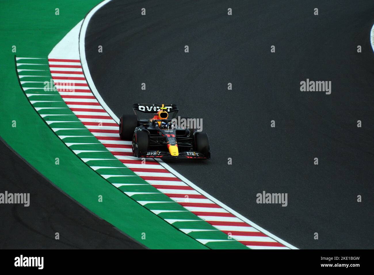 Sergio Perez entering the spoon of Suzuka Circuit, F1 Japanese Grand ...