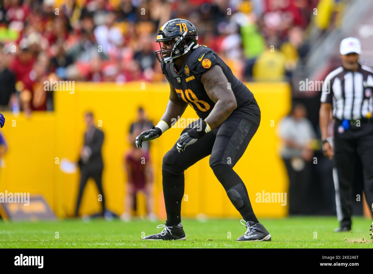 Landover, MD, USA. 6th Nov, 2022. Minnesota Vikings linebacker Patrick  Jones II (91) rushes the passer during the NFL game between the Minnesota  Vikings and the Washington Commanders in Landover, MD. Reggie  Hildred/CSM/Alamy Live News Stock