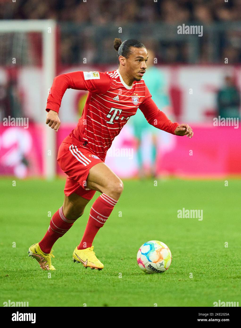 Leroy SANE, FCB 10  in the match FC BAYERN MÜNCHEN - SV WERDER BREMEN 6-1 1.German Football League on Nov 8, 2022 in Munich, Germany. Season 2022/2023, matchday 14, 1.Bundesliga, FCB, München, 14.Spieltag © Peter Schatz / Alamy Live News    - DFL REGULATIONS PROHIBIT ANY USE OF PHOTOGRAPHS as IMAGE SEQUENCES and/or QUASI-VIDEO - Stock Photo