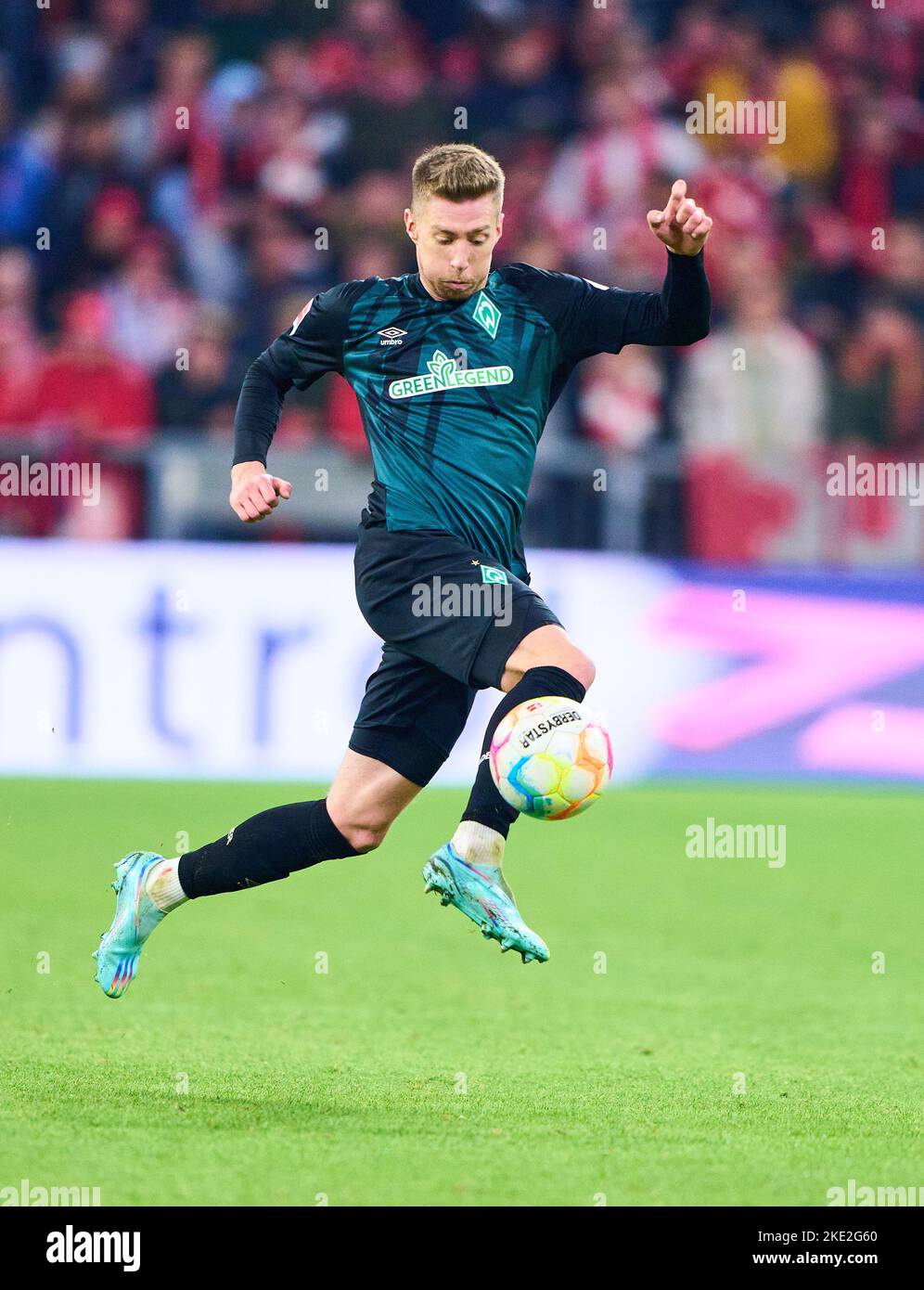 Mitchell Weiser, BRE 8  in the match FC BAYERN MÜNCHEN - SV WERDER BREMEN 6-1 1.German Football League on Nov 8, 2022 in Munich, Germany. Season 2022/2023, matchday 14, 1.Bundesliga, FCB, München, 14.Spieltag © Peter Schatz / Alamy Live News    - DFL REGULATIONS PROHIBIT ANY USE OF PHOTOGRAPHS as IMAGE SEQUENCES and/or QUASI-VIDEO - Stock Photo