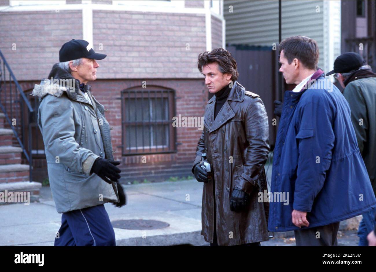 MYSTIC RIVER, CLINT EASTWOOD, SEAN PENN, KEVIN BACON, 2003 Stock Photo