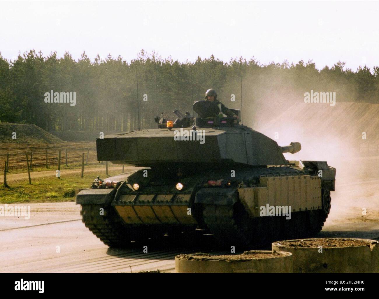 Challenger 2,,British, army, tank, 120mm gun, armor,tracked Stock Photo -  Alamy