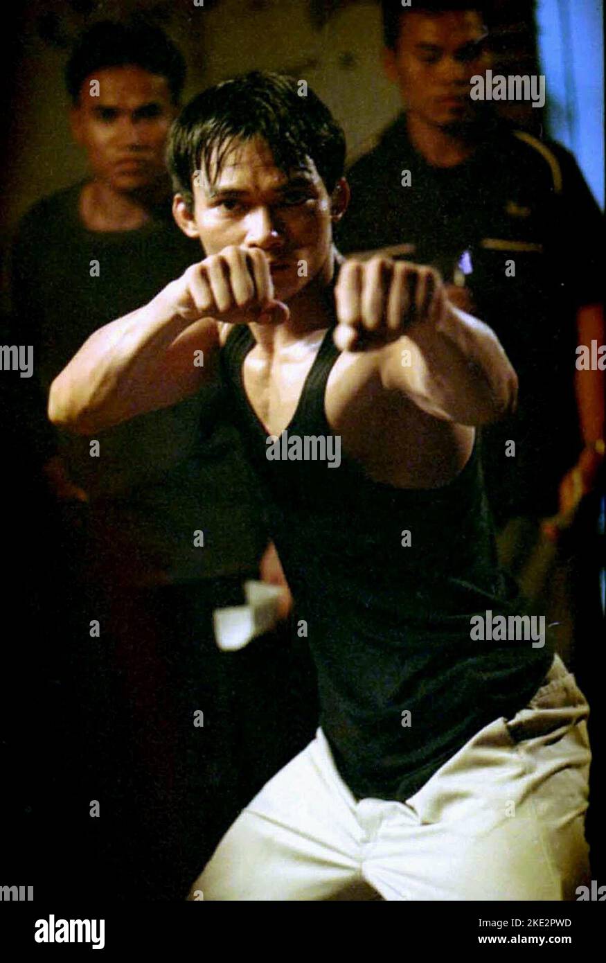 ONGBAK THE THAI WARRIOR, TONY JAA, 2003 Stock Photo Alamy