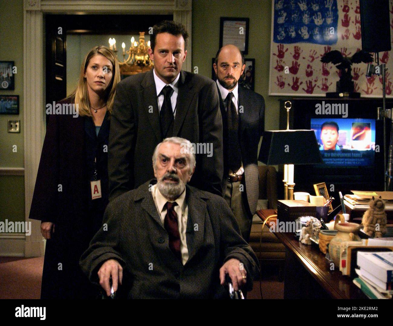 THE WEST WING SEASON 5, AMY STEWART, MATTHEW PERRY, RICHARD SCHIFF