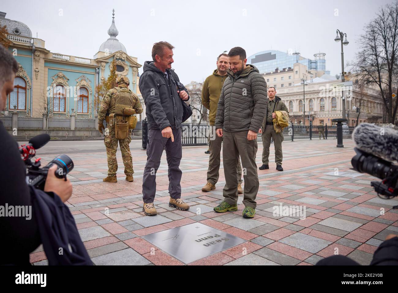 Ukraine President Volodymyr Zelensky held a meeting with American actor, filmmaker, screenwriter and producer, Oscar winner Sean Penn, who is coming to Ukraine for the third time during the full-scale invasion of Russia.  The Head of State thanked Sean Penn for the attention and support for Ukraine and its people since the beginning of this war.   Volodymyr Zelenskyy spoke about the current situation in the country. The interlocutors discussed the possibilities for supporting Ukraine and keeping the world's attention focused on the tragic events that are taking place. Stock Photo