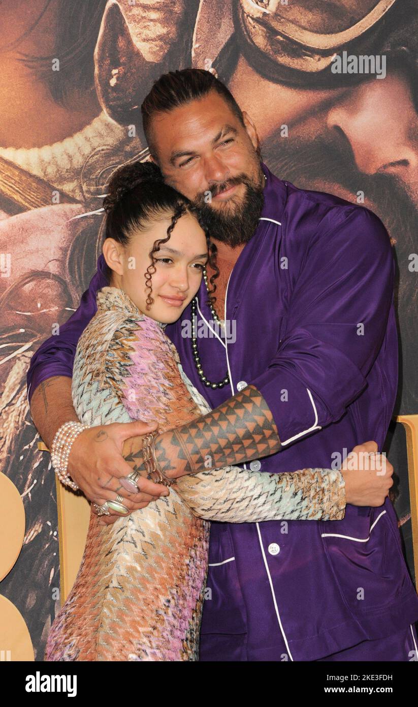 Lola iolani momoa hi-res stock photography and images - Alamy