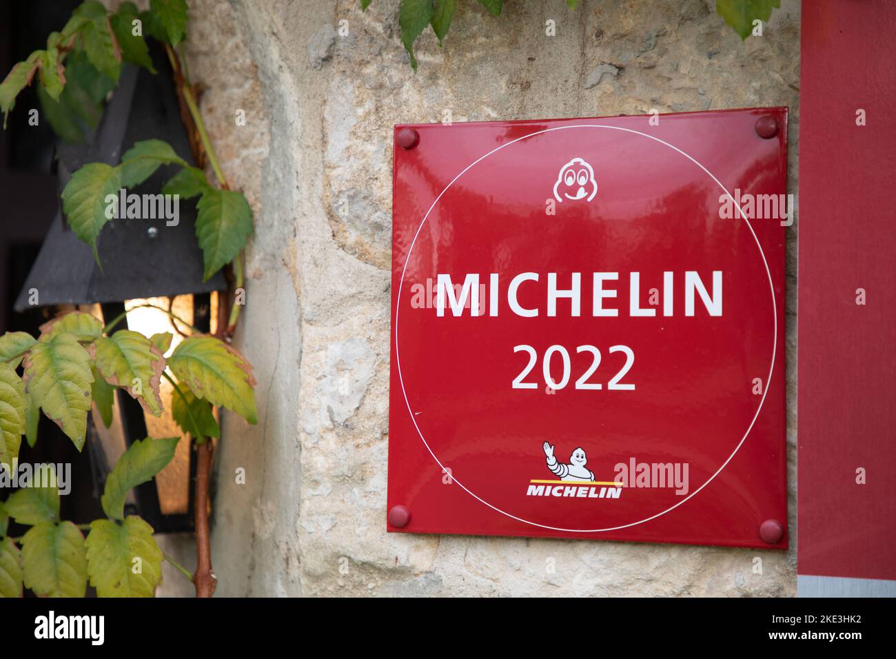 Michelin guide book hi-res stock photography and images - Alamy Michelin guide book hi-res stock photography and images - Alamy