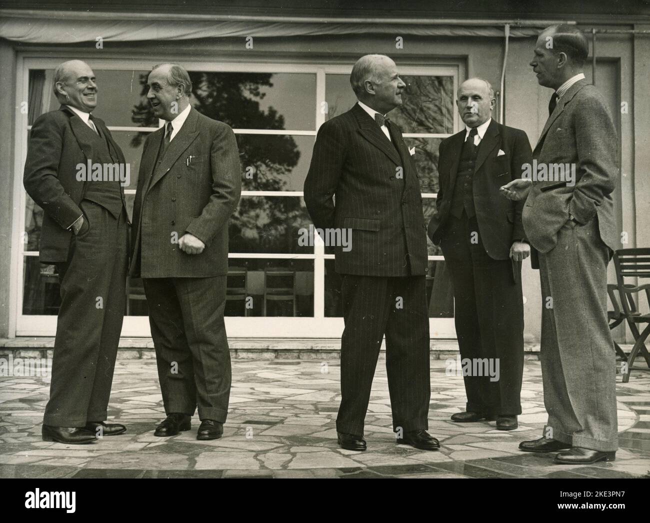 After the meeting of the allied high commissioners for West Germany, from left: John J. McCloy, US Mayor Reuter, Andre Francois-Poncet, Ferdinand Friedensburg, Sir Brian Robertson, Berlin, Germany 1949 Stock Photo