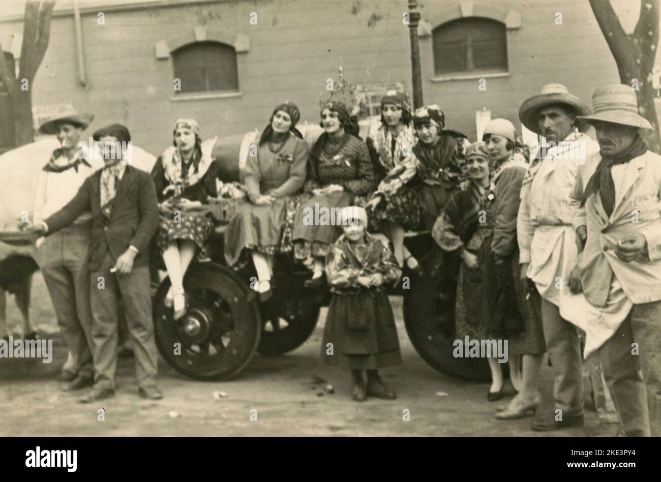 Costume festival: Women from Romagna, Italy 1930s Stock Photo