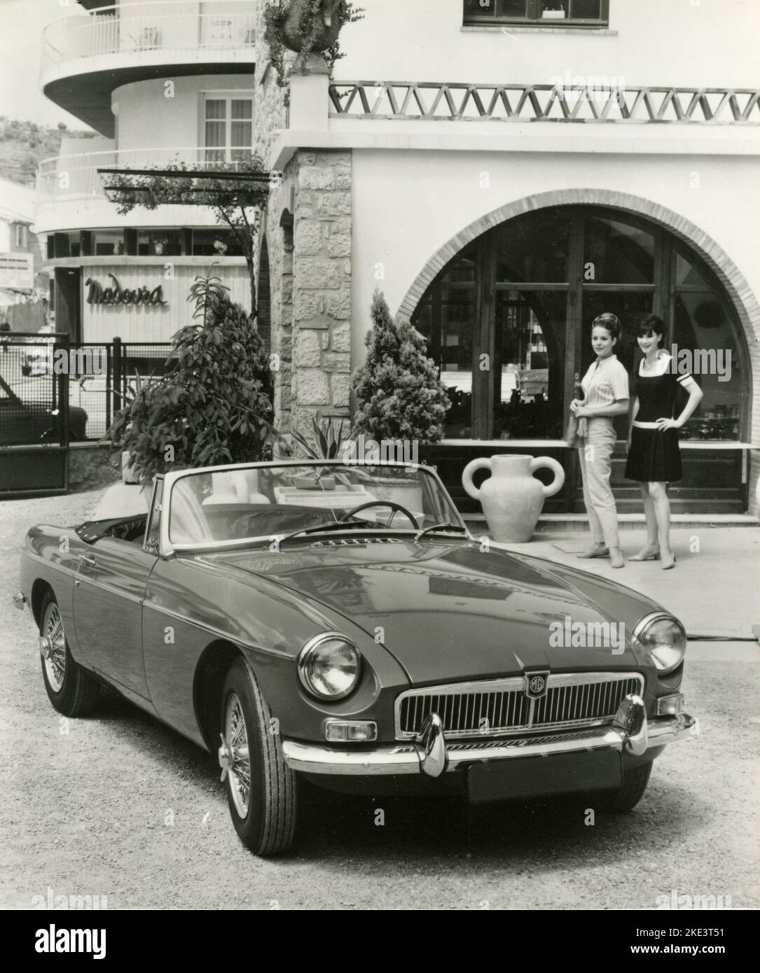 Mg Spider Car Rare Roadster Review That Collectors Dream About - 5giixmh
