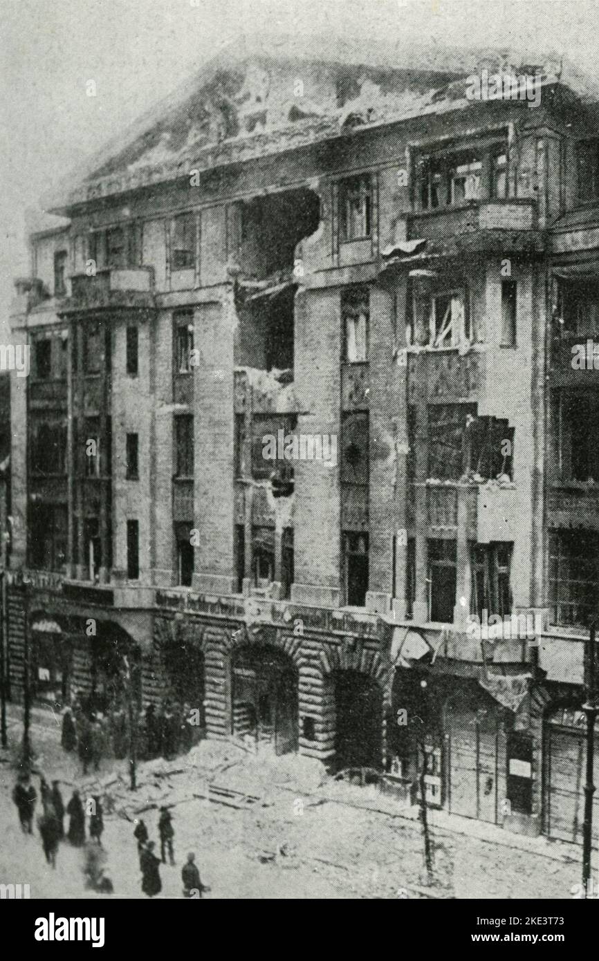 The premises of the journal Vorwarts (Forward!) after the fighting of the Spartacist uprising, Berlin, Germany 1919 Stock Photo