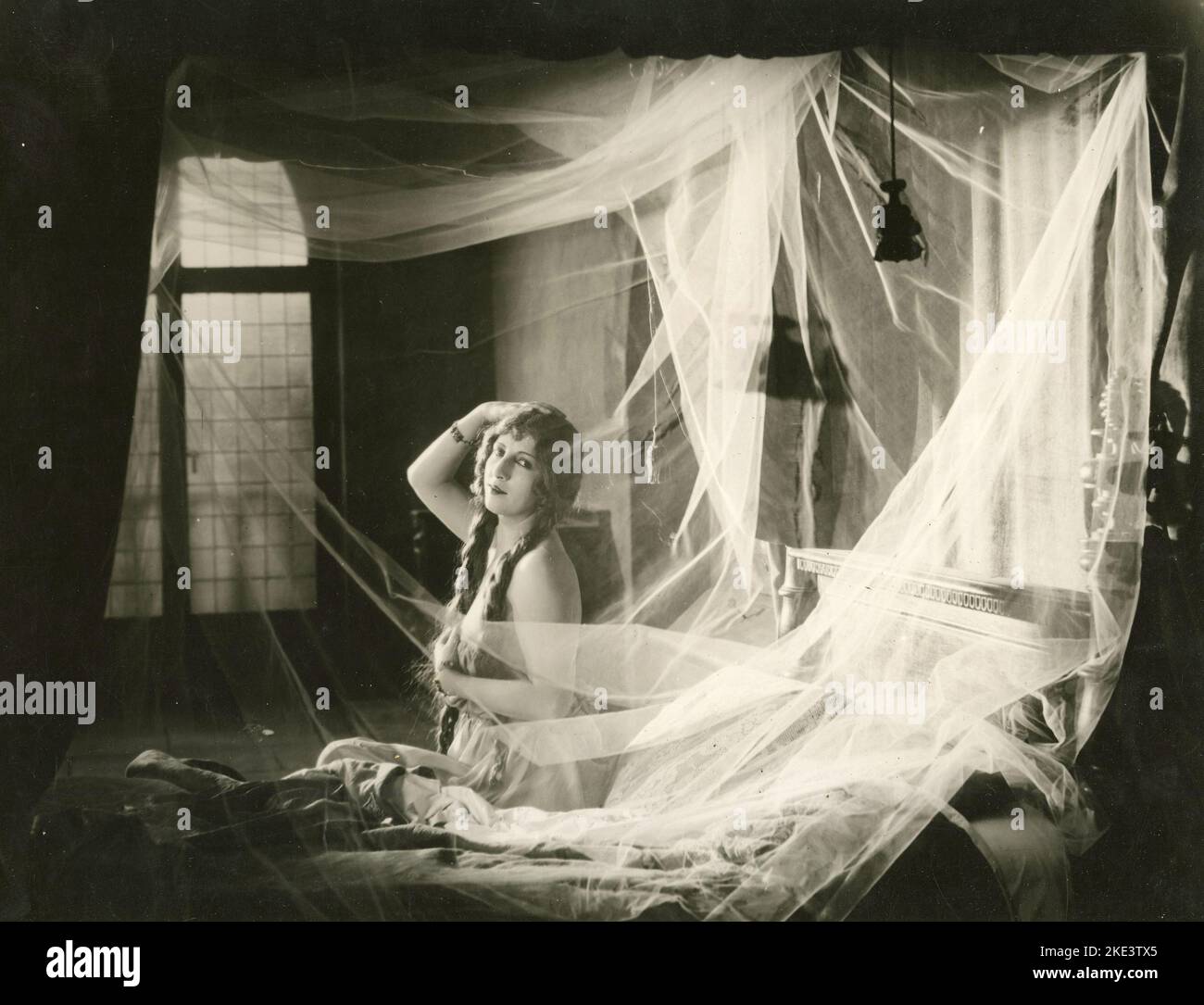 Italian actress Elena Sangro in the movie Boccaccesca, Italy 1928 Stock