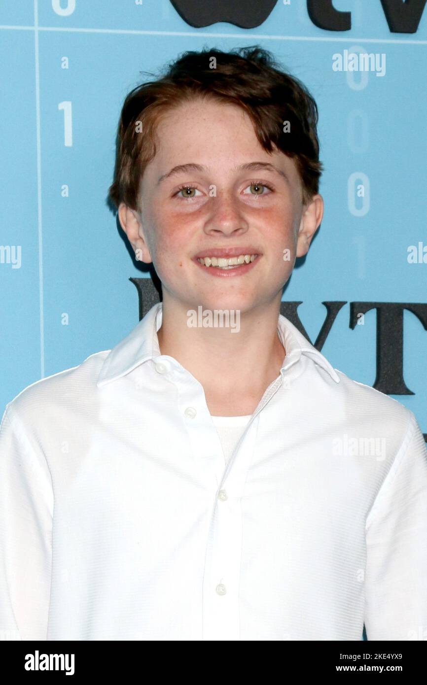 LOS ANGELES - NOV 9: Judah Prehn at the Mystic Quest Season 3 Premiere