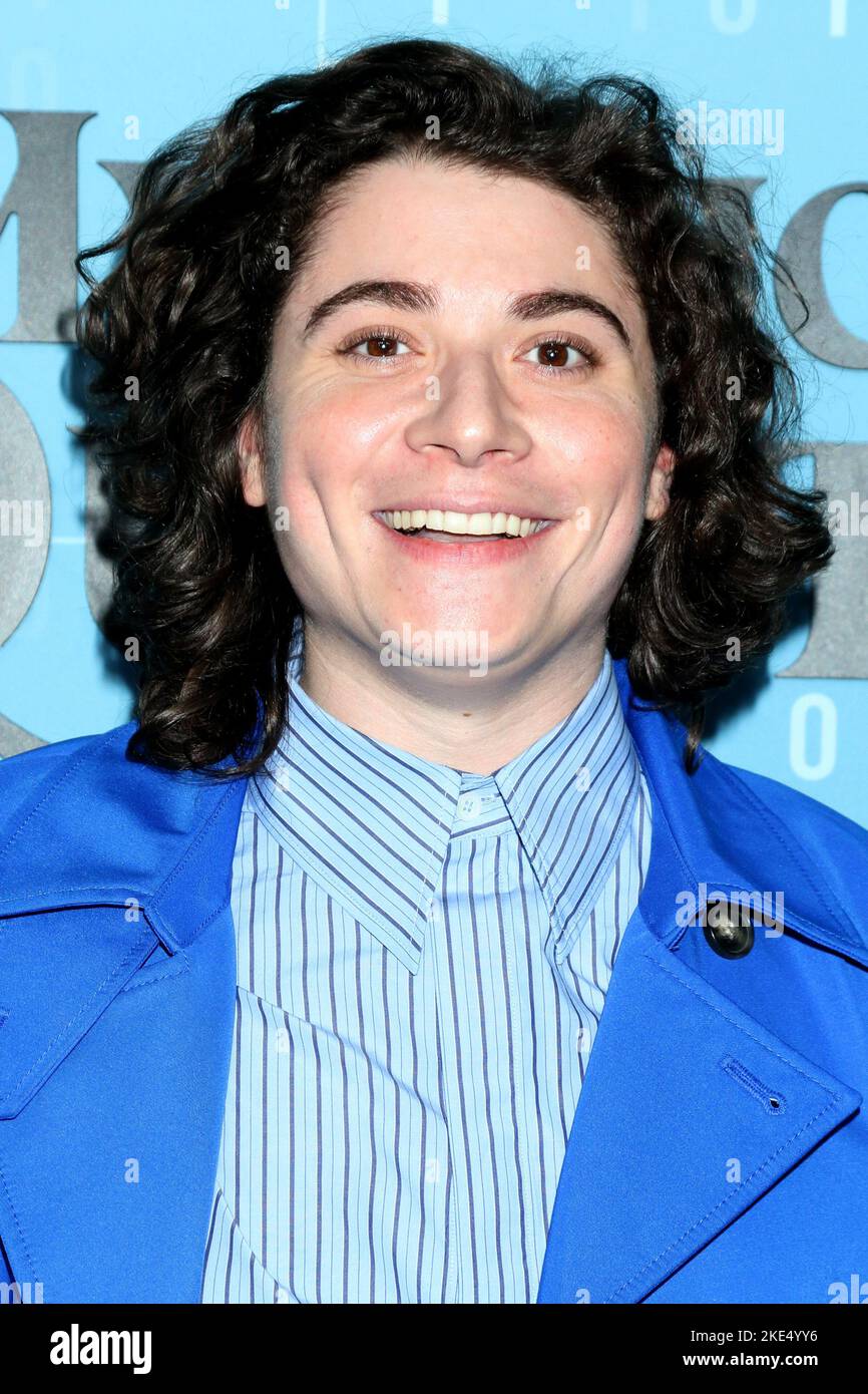 LOS ANGELES - NOV 9: Austin Zajur at the Mystic Quest Season 3 Premiere