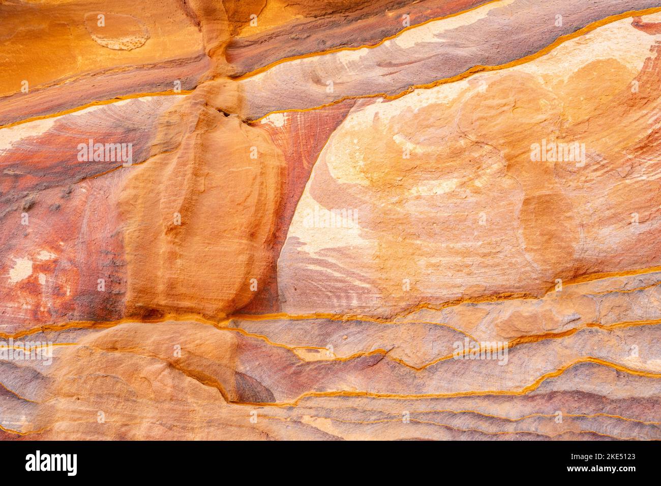 Coloured red rocks and mountains hi-res stock photography and images ...