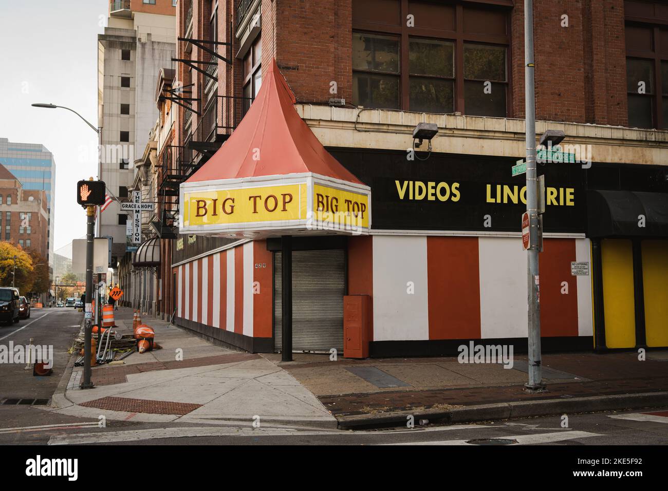 Baltimore street video hi-res stock photography and images - Alamy