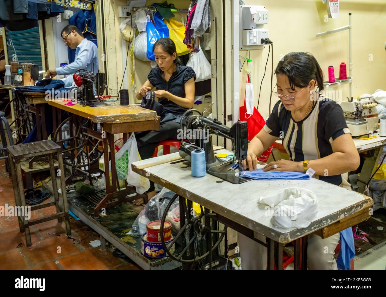 Tailor in market hires stock photography and images Alamy