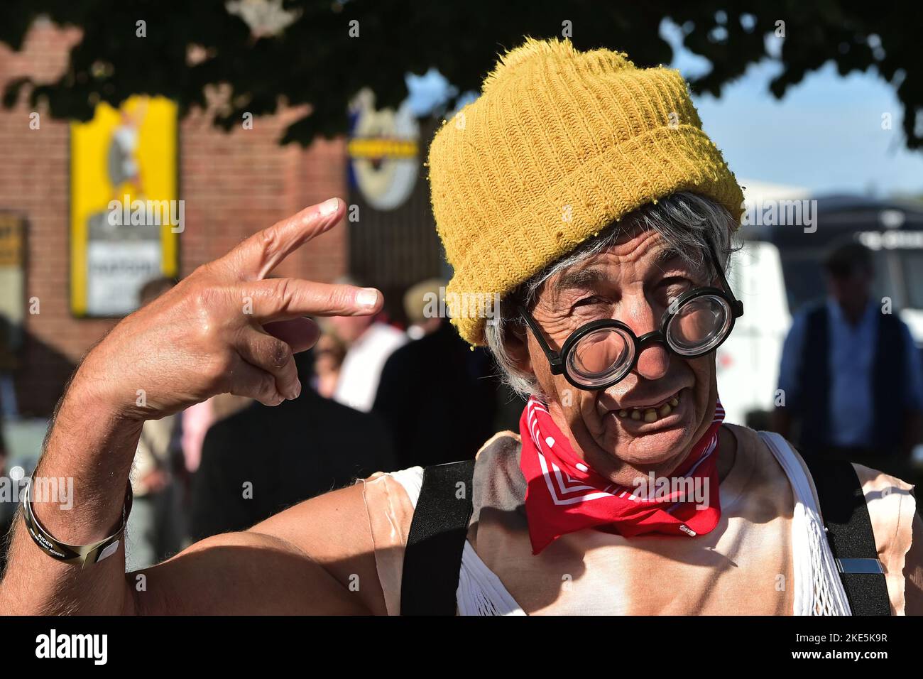 Comedy and Sons Road Menders, The stalwart crew of Goodwood Road