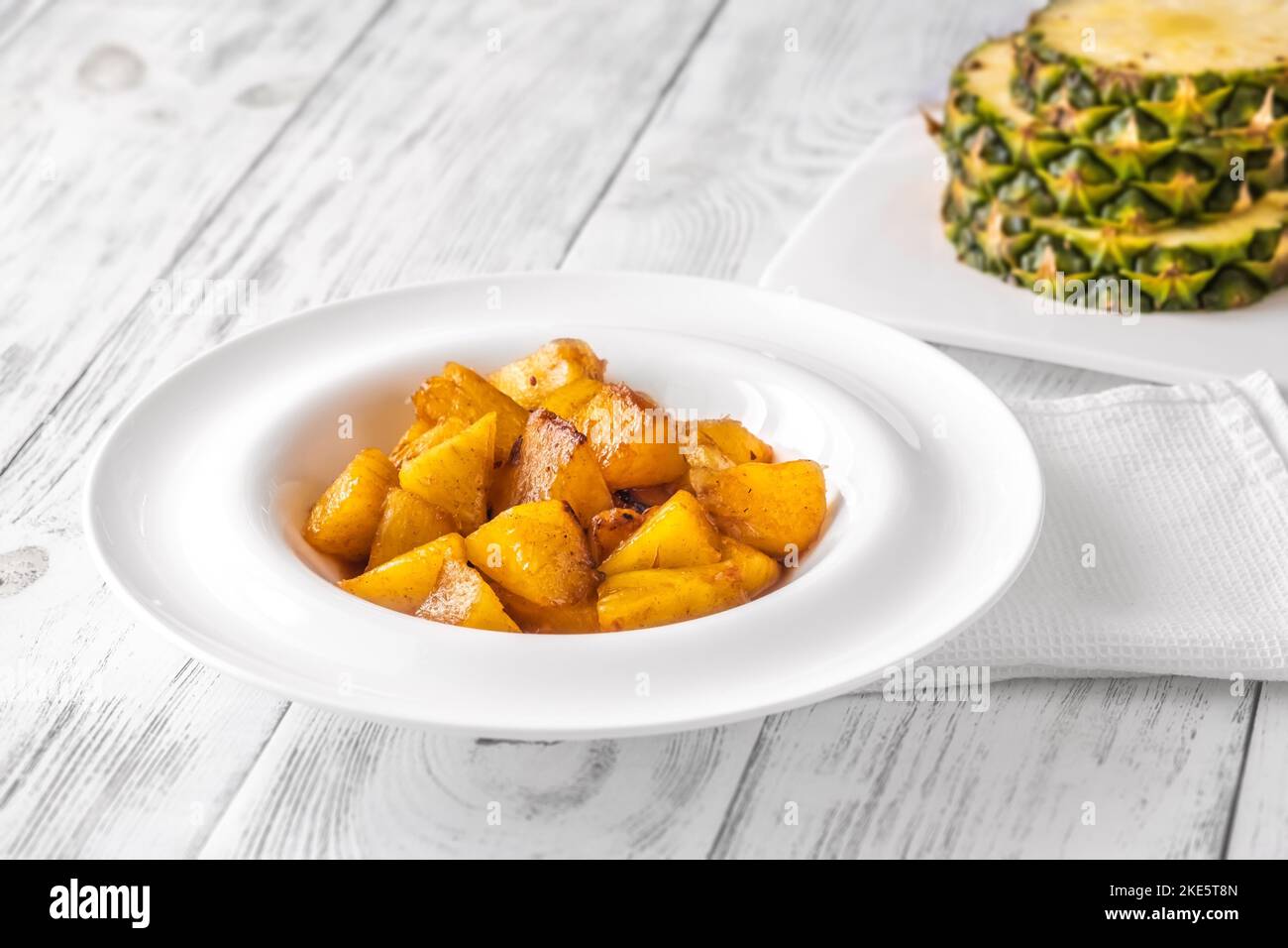 Caramelized pineapple slices hires stock photography and images Alamy