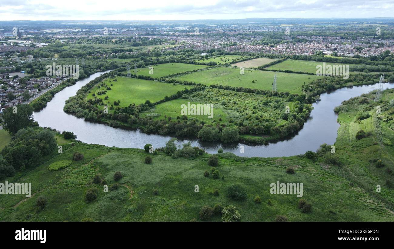 Cheshire Rivers An aerial shot of the River Mersey in Warrington, Cheshire with ...