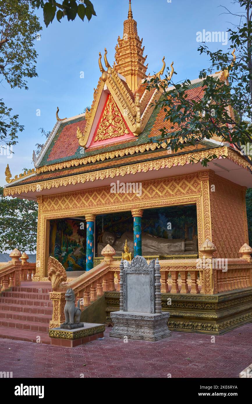kampot-pagoda-hi-res-stock-photography-and-images-alamy