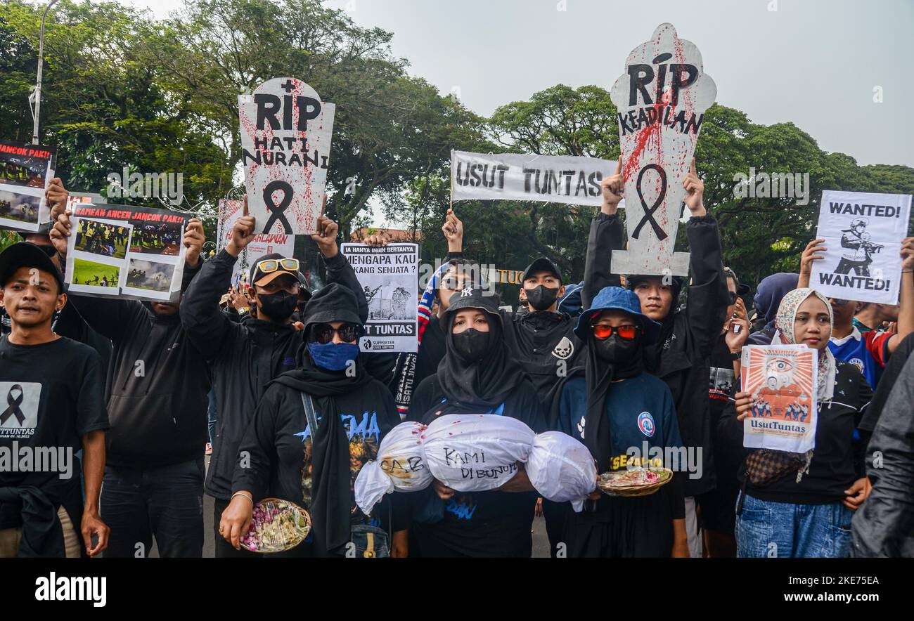 Indonesian football hires stock photography and images Alamy