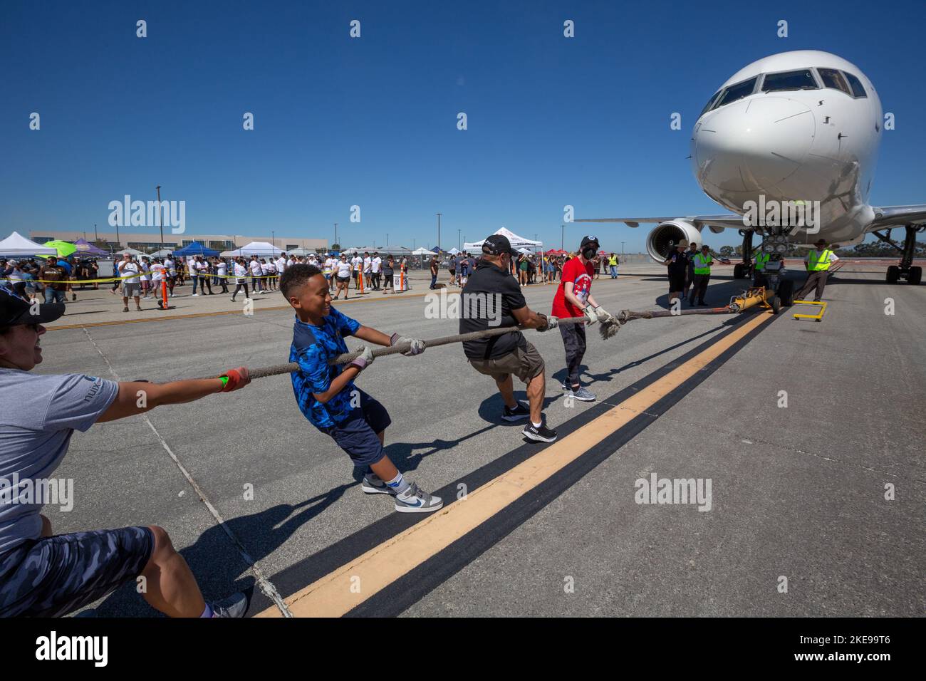 SOSC Plane Pull 2022 Stock Photo Alamy