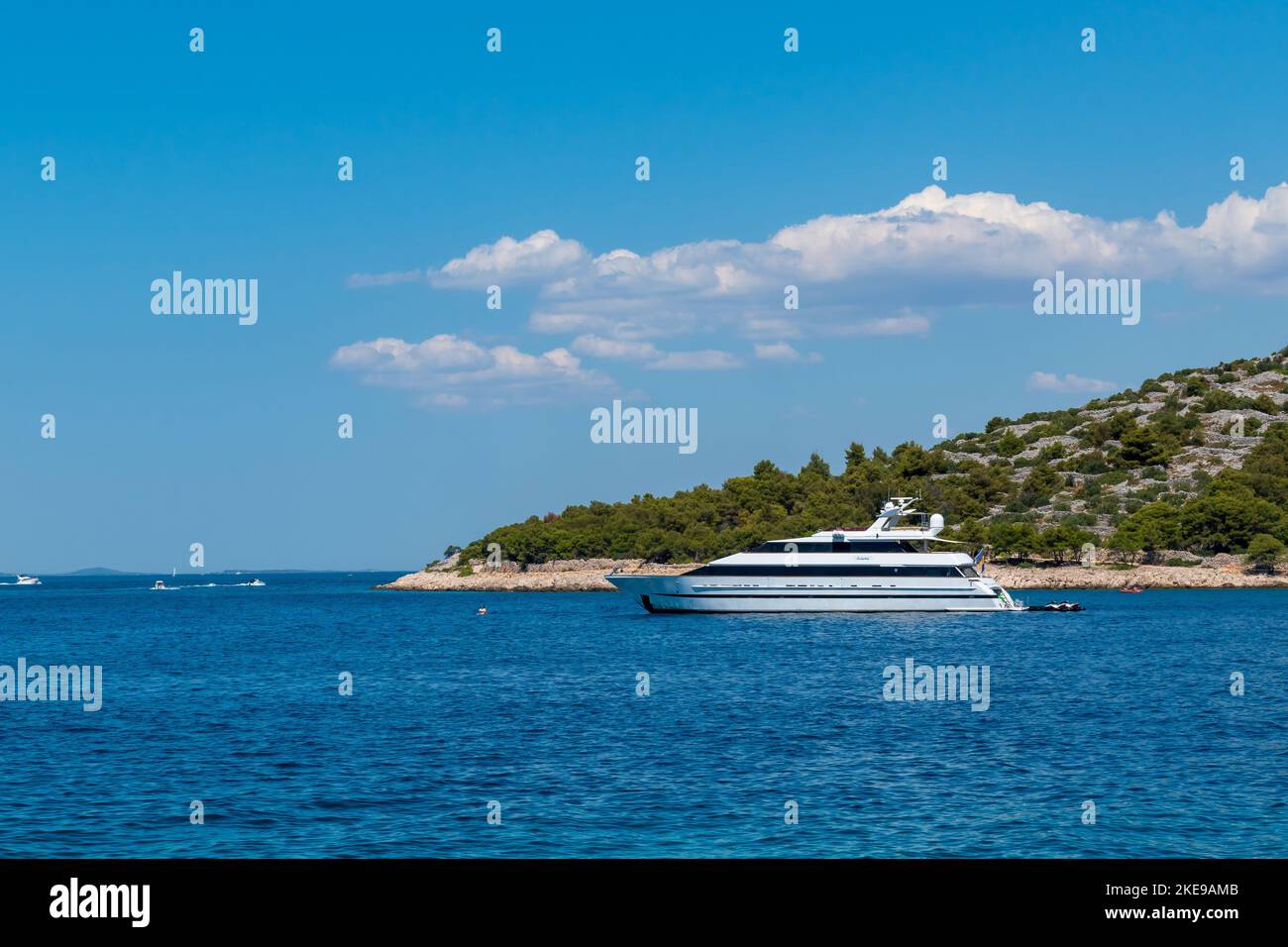 An aerial view of yacht floating in sea Stock Photo - Alamy