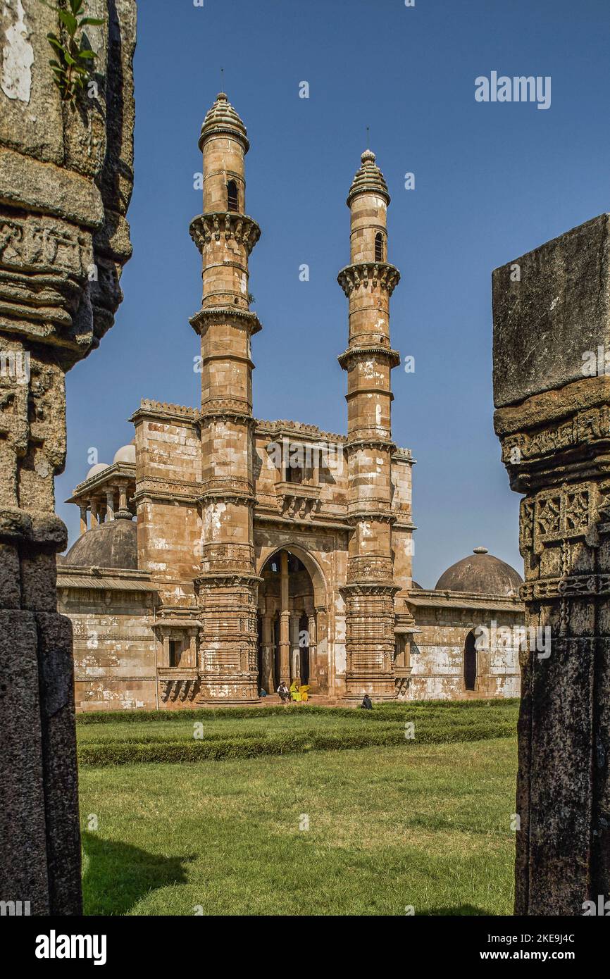 10-19-2007-jami-masjid-champaner-pavagadh-archaeological-park-it-is-a