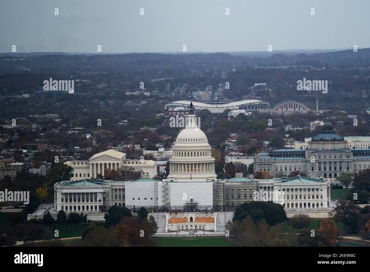 Washington, USA. 11th Nov, 2022. The U.S. Capitol building is seen in Washington, DC Nov. 10, 2022. The balance of power in the next U.S. Congress is still undecided as of late Thursday night, two days after the 2022 midterm elections. Credit: Liu Jie/Xinhua/Alamy Live News Stock Photo