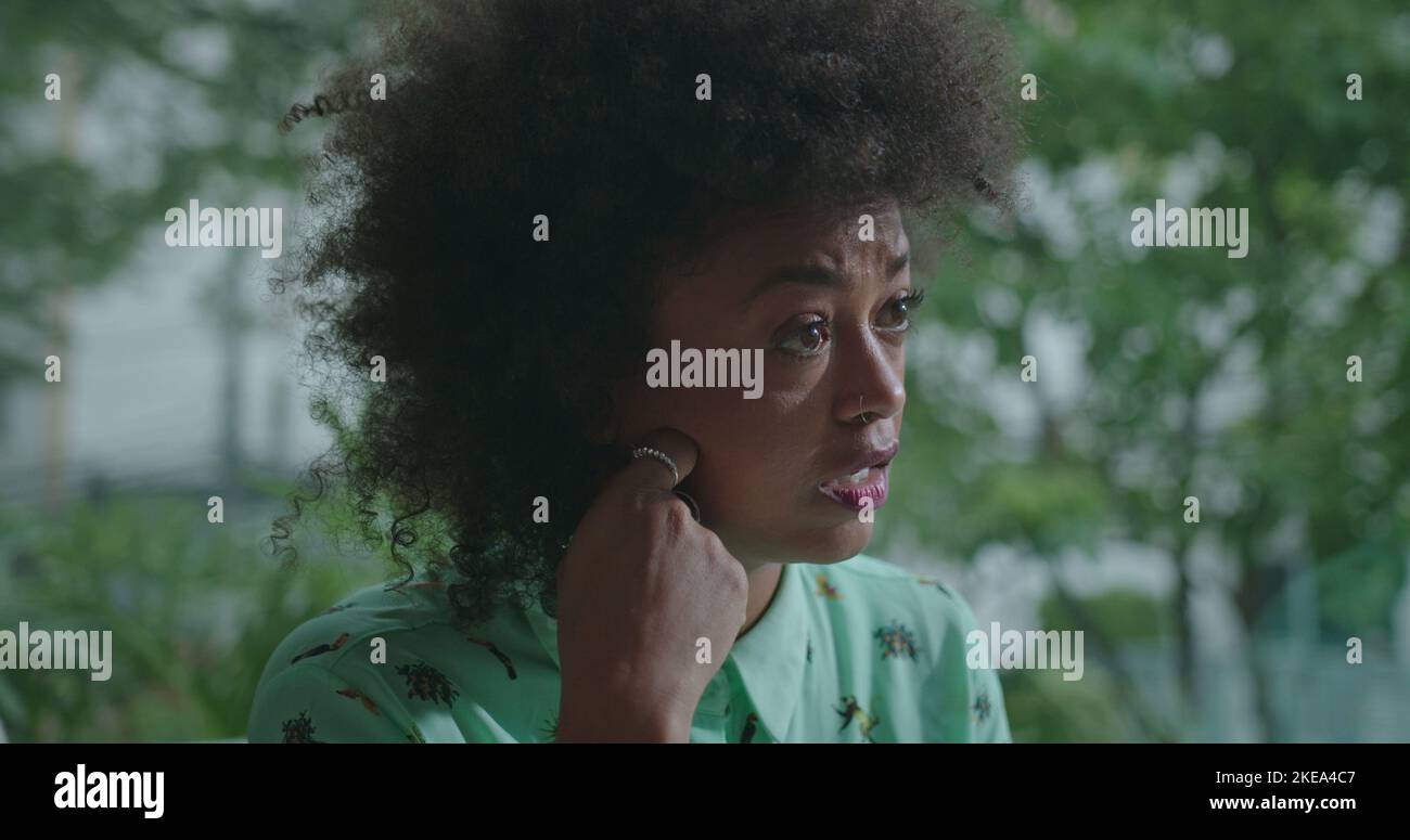 womens black and white reacts