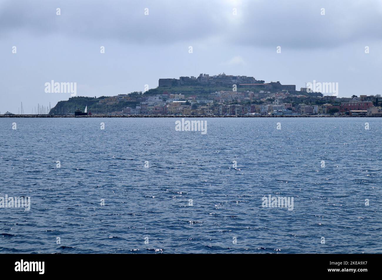 Procida - Panorama dall'aliscafo Stock Photo