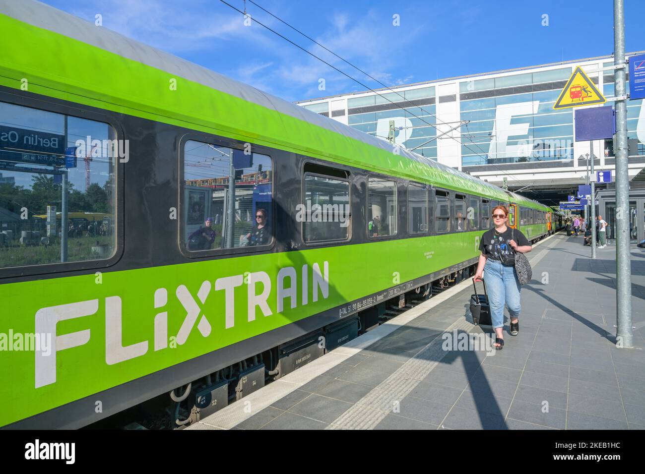 Flixtrain, Bahnhof Ostkreuz, Friedrichshain, Berlin, Deutschland Stock Photo