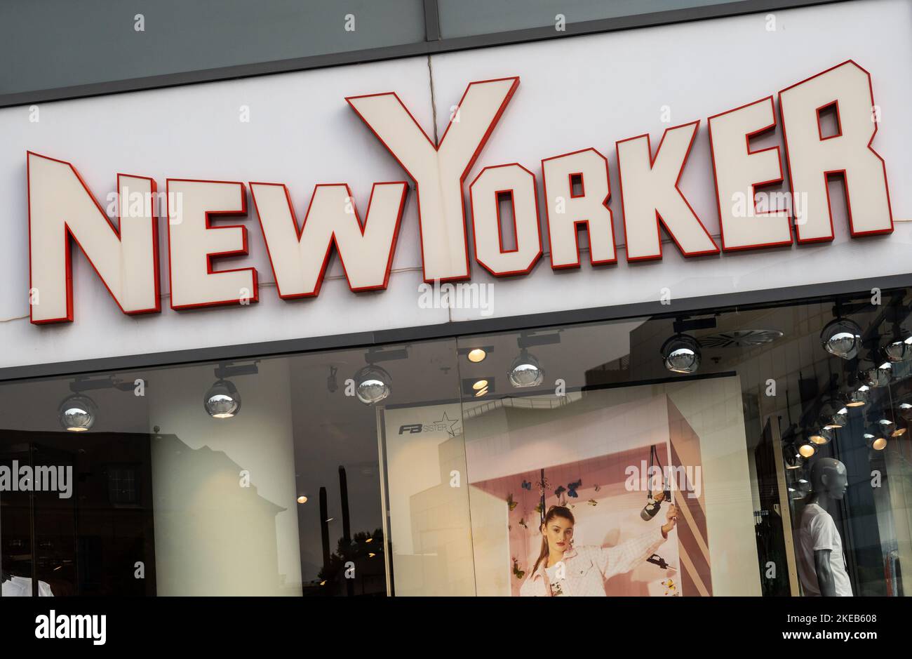 New yorker fashion hi-res stock photography and images - Alamy