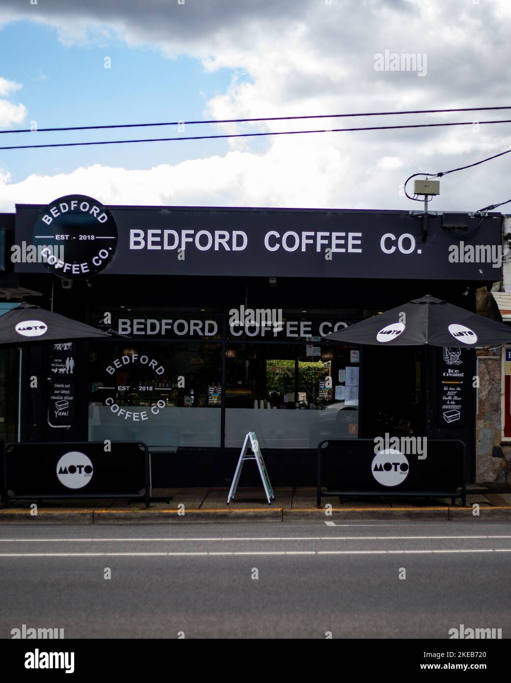 Coffee shop in Ringwood bordering ringwoodeas Stock Photo Alamy