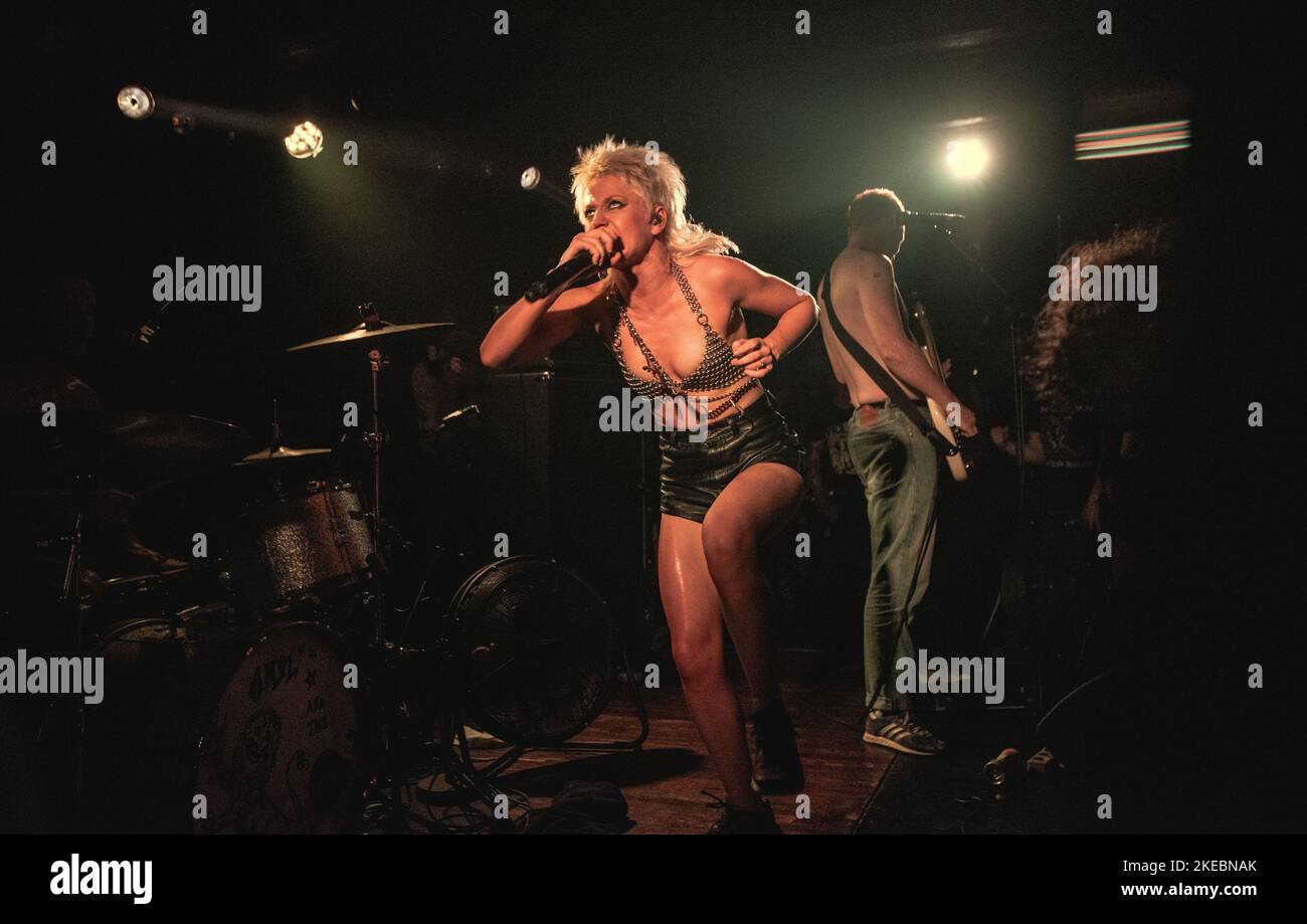 Copenhagen, Denmark. 10th Nov, 2022. The Australian punk band Amyl and The Sniffers performs a live concert at Loppen in Copenhagen. Here vocalist Amy Taylor is seen live on stage. (Photo Credit: Gonzales Photo/Alamy Live News Stock Photo