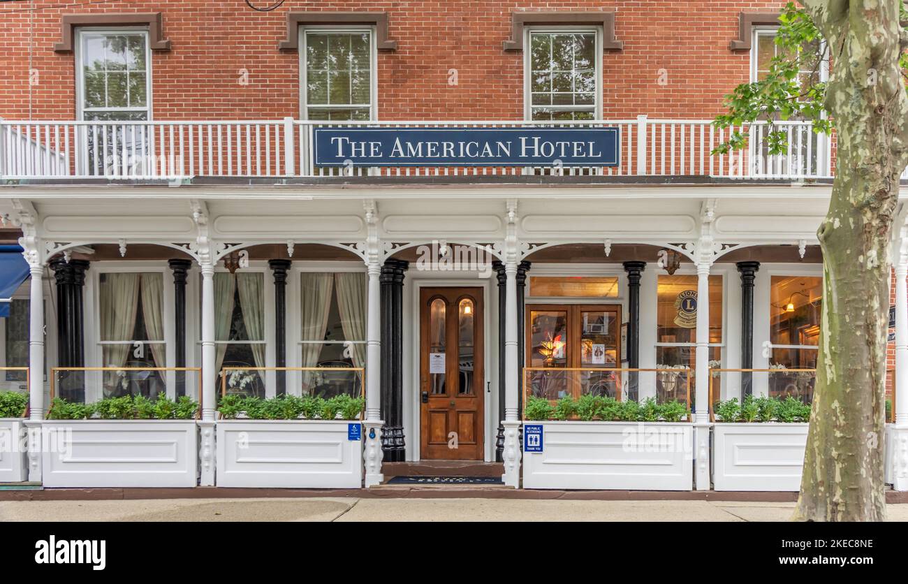 Front facade of the american hotel, sag harbor, ny Stock Photo Alamy