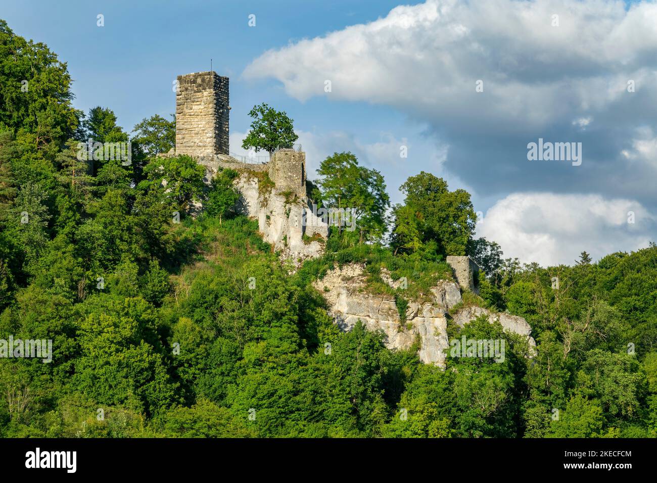 The ruin of Hundersingen is located on a rocky spur on the left edge of the Lautertal valley, directly above the district of Hundersingen in Münsingen. Stock Photo