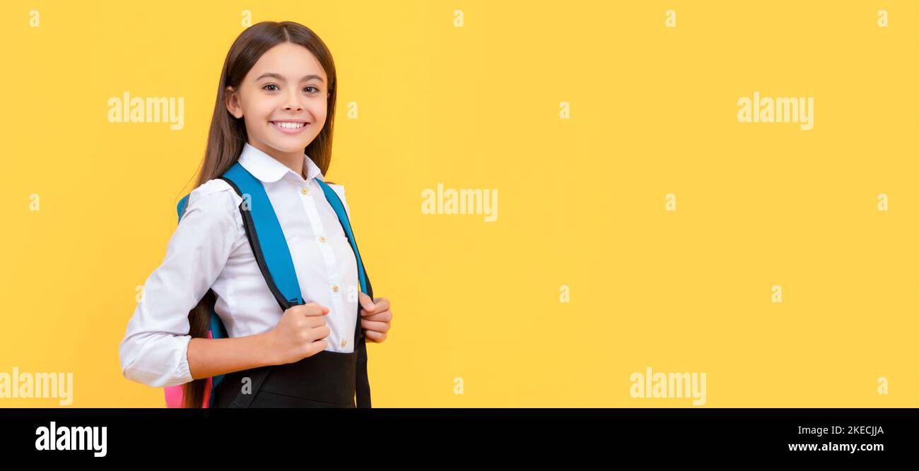 Yellow uniforms hi-res stock photography and images - Alamy