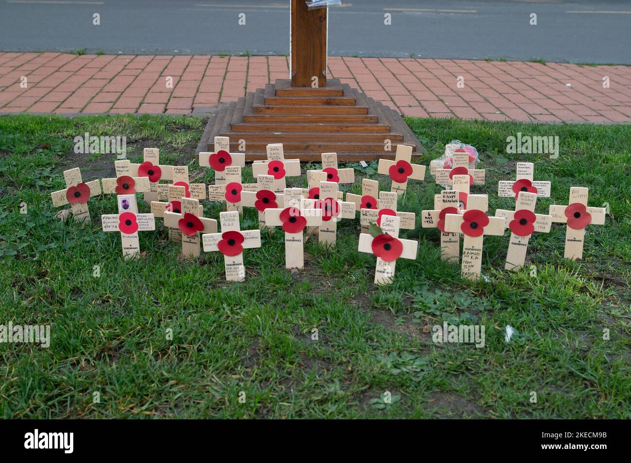 Chesham, Buckinghamshire. UK. The names of war dead are remembered on crosses by the War Memorial in Chesham Town Centre ahead of Remembrance Sunday. Credit: Maureen McLean/Alamy Live News Stock Photo