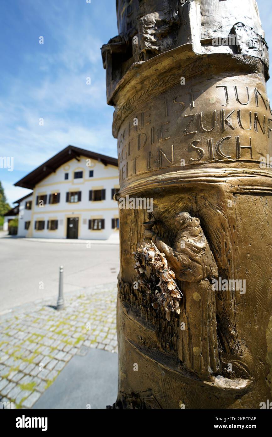 Germany, Bavaria, Upper Bavaria, Altötting district, Marktl am Inn, birthplace of Pope Benedict XVI, Benedict column, detail Stock Photo