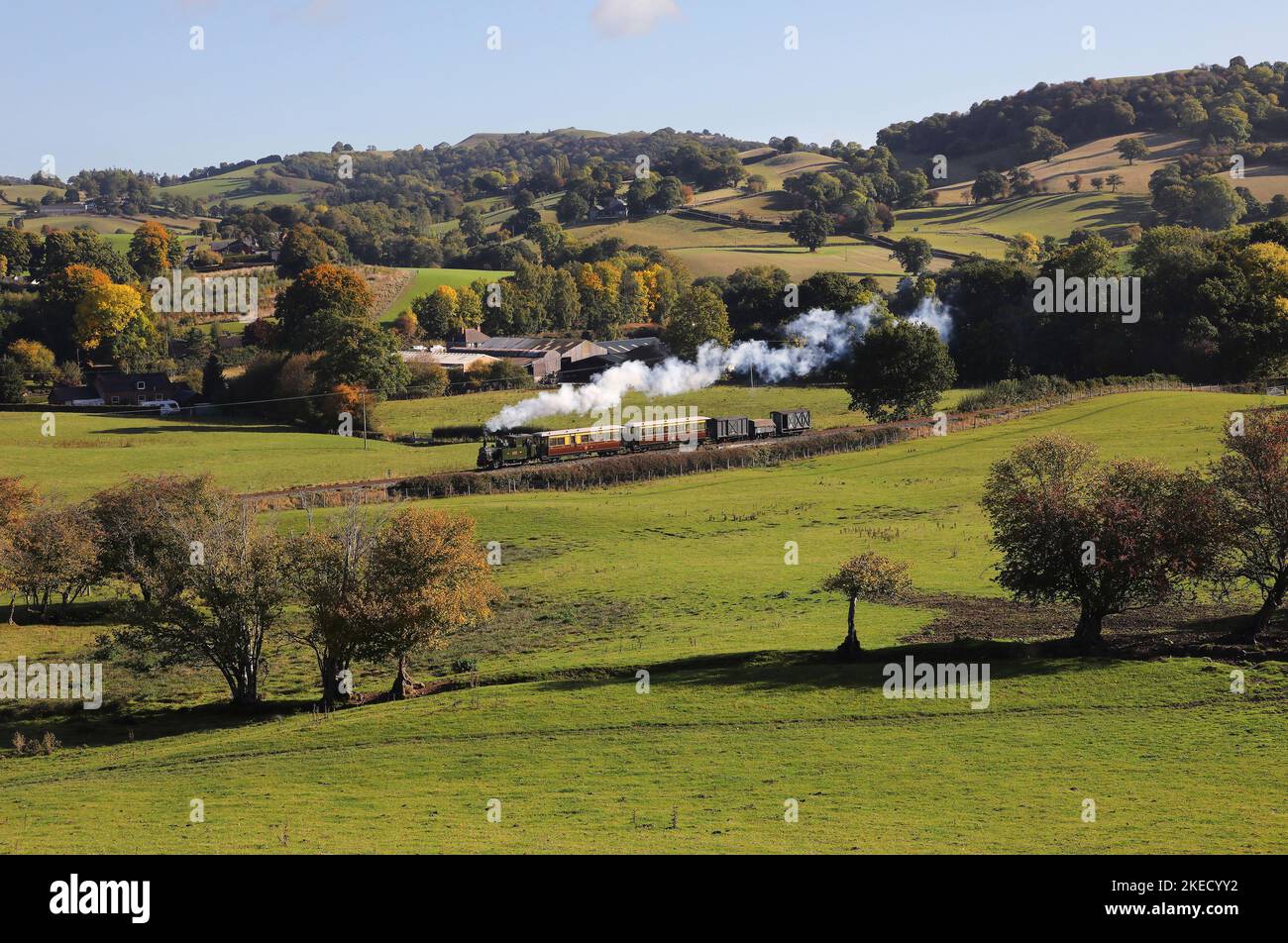 The Earl approaches Cyfronydd with a mixed on 10.10.22 Stock Photo