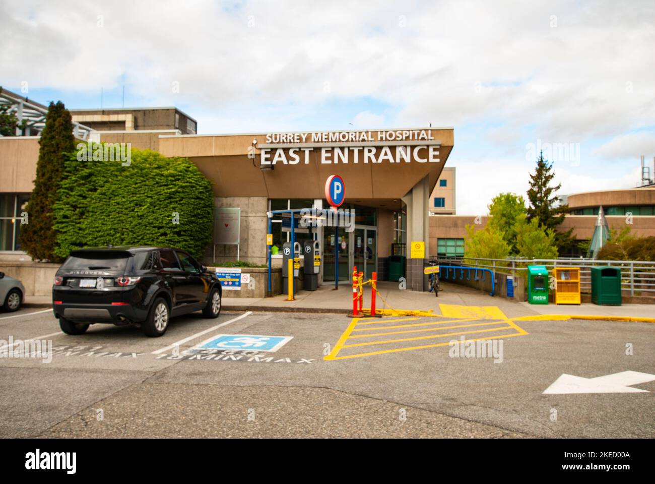 East entrance to Jim Pattison Outpatient Care facility in Surrey