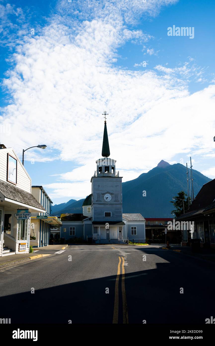 A vertical shot of the main street leading to St. Michael the Archangel Orthodox Cathedral in Sitka Alaska Stock Photo