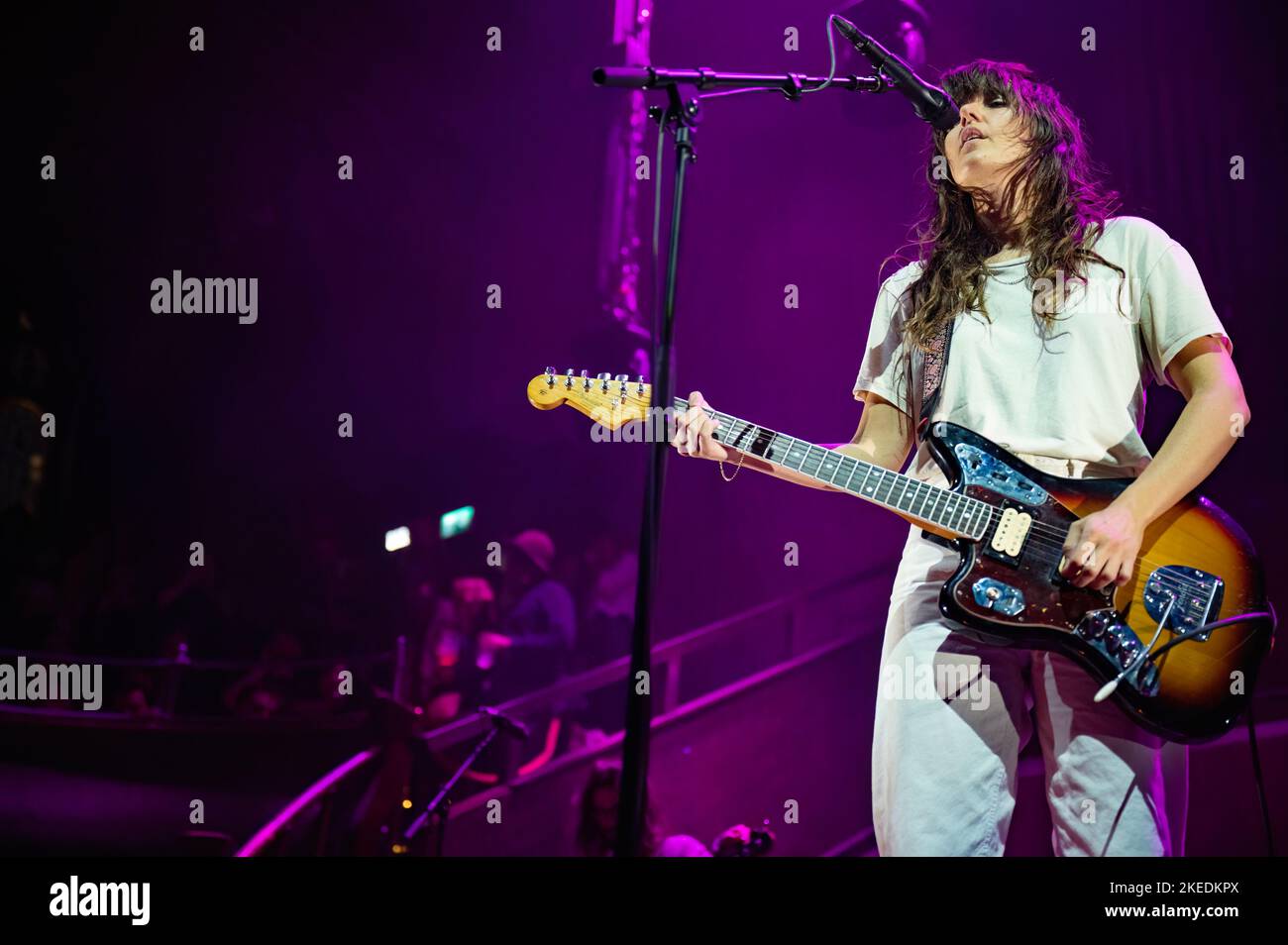 Manchester, UK. 11th Nov 2022. Courtney Melba Barnett performs at Manchester's Albert Hall on her 'Things Take Time, Take Time'  2022 tour. 2022-11-11. Credit:  Gary Mather/Alamy Live News Stock Photo