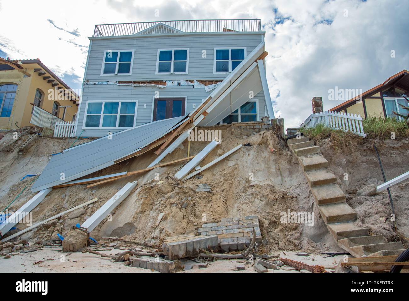 WilburByTheSea, Florida November 11, 2022 Destruction from beach